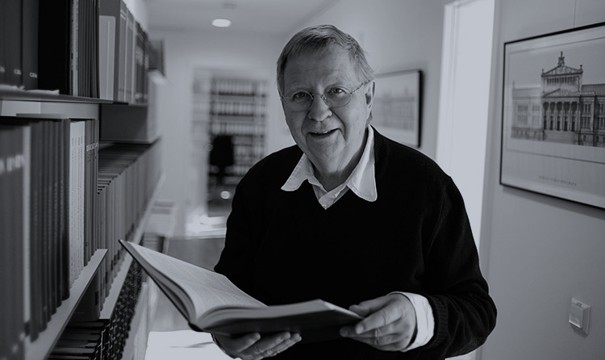Dr. jur. Knud Bergmann- Weidenbach, Fachanwalt für Steuerrecht und Steuerberater bei TLR Rechtsanwaltsgesellschaft mbH